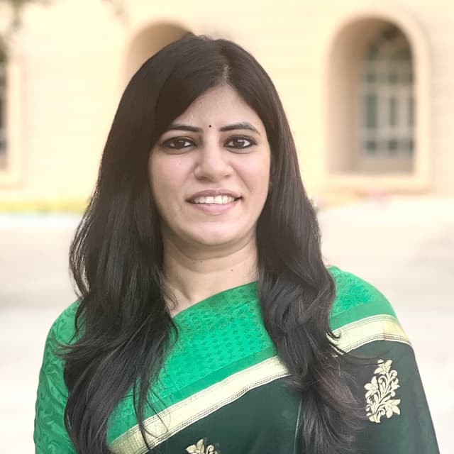 Dr. Sakshi Shringi